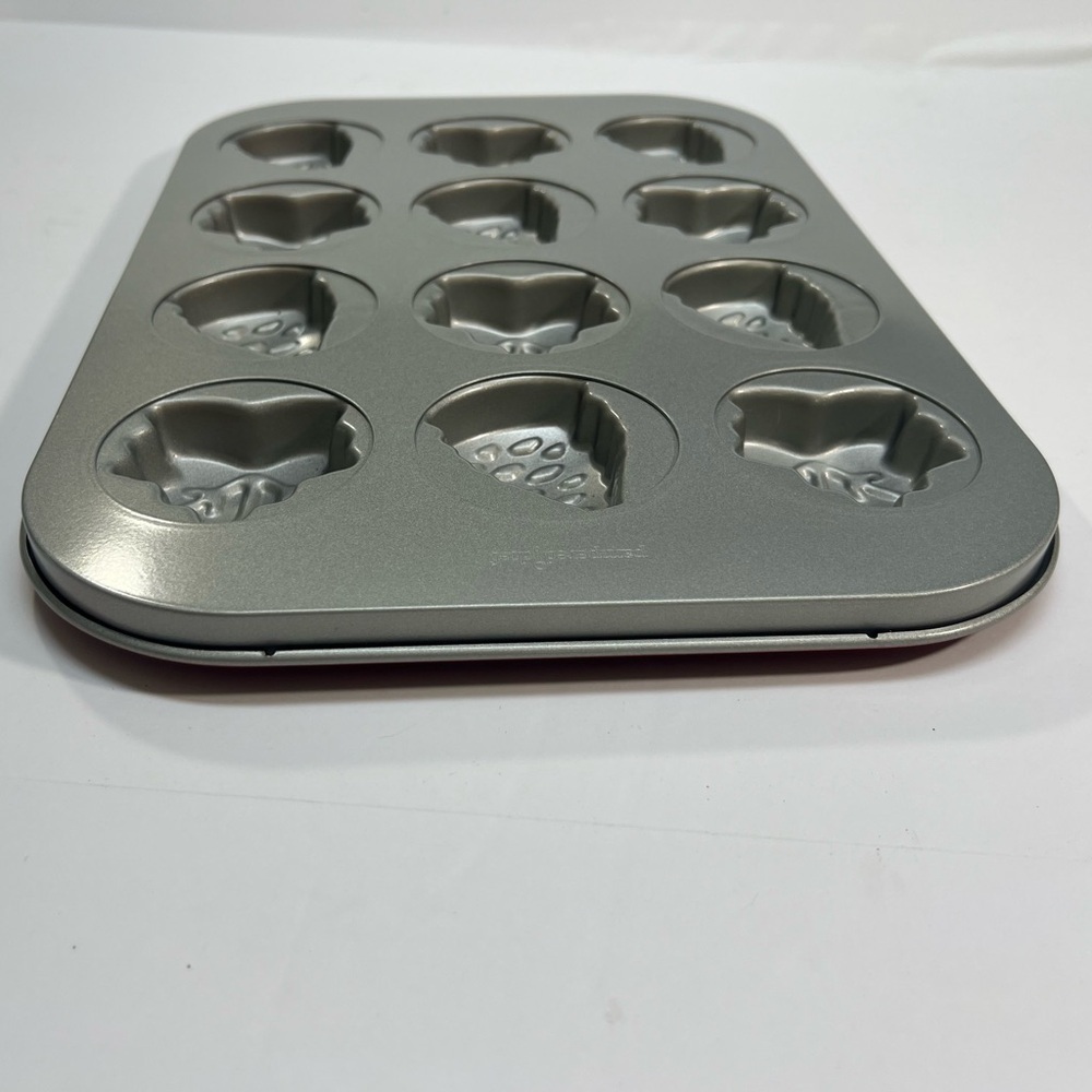 Pampered Chef Fall Harvest Mini Cake Pan Portion size 12 Muffin Brownie Mold - Picture 5 of 5